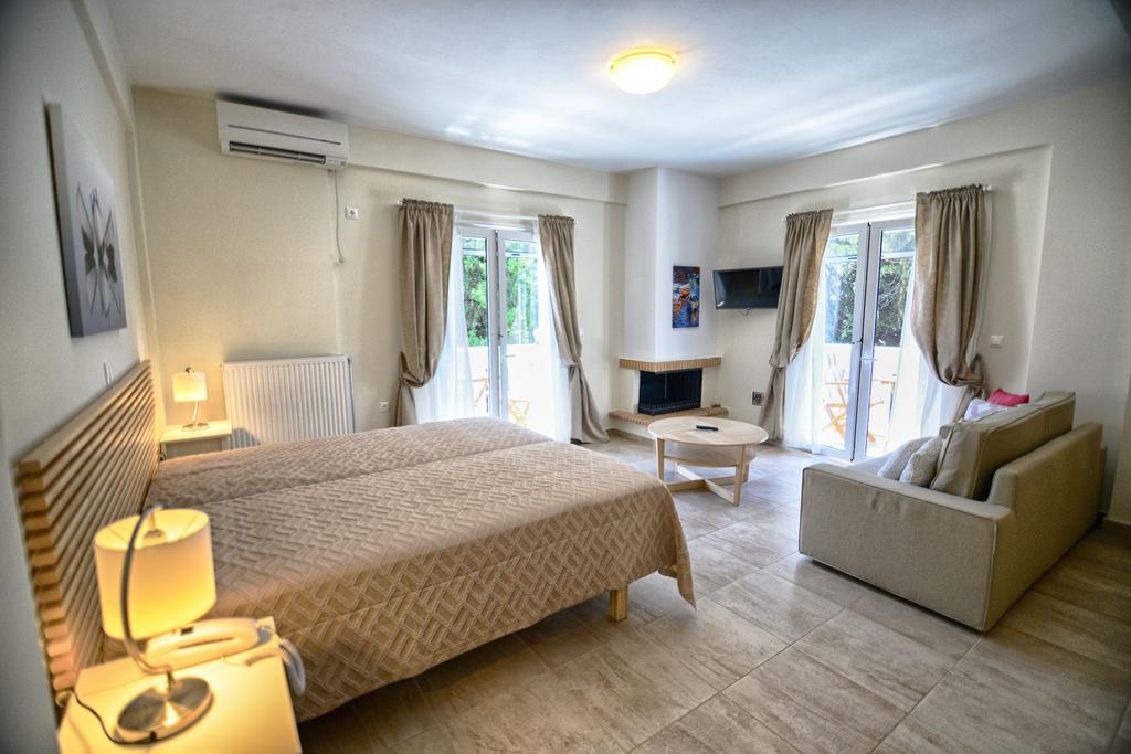 Appartement Peskesi Ikaria à Ágios Kírykos Extérieur photo